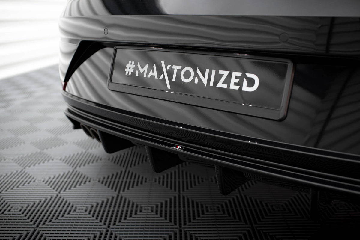 Diffusor Heck Ansatz passend für Seat Leon Mk3 Facelift schwarz Hochglanz – Ansicht 4