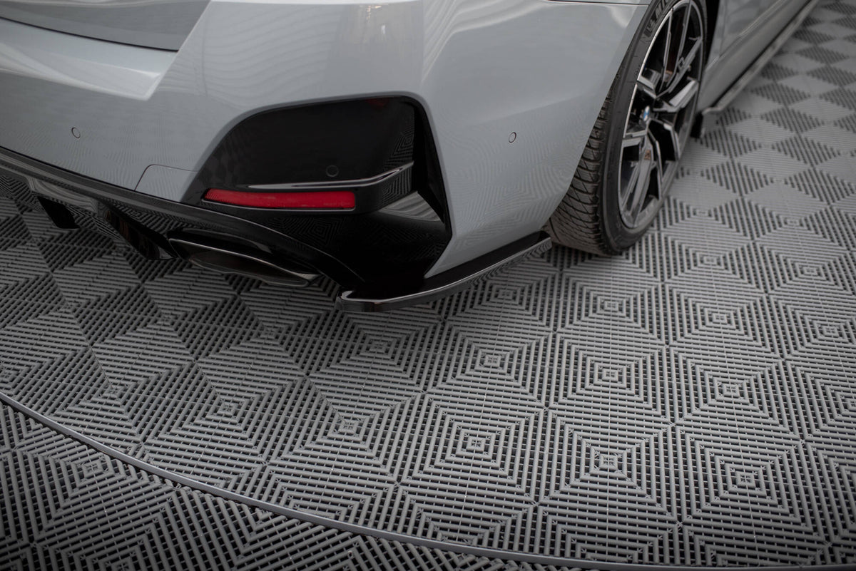 Heck Ansatz Flaps Diffusor V.1 passend für BMW M440i Gran Coupe G26 schwarz Hochglanz – Ansicht 3