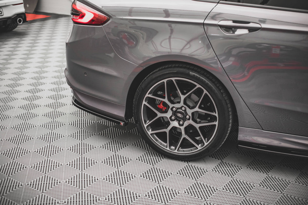 Heck Ansatz Flaps Diffusor V.1 passend für Ford Mondeo ST-Line Mk5 Facelift schwarz Hochglanz – Ansicht 3