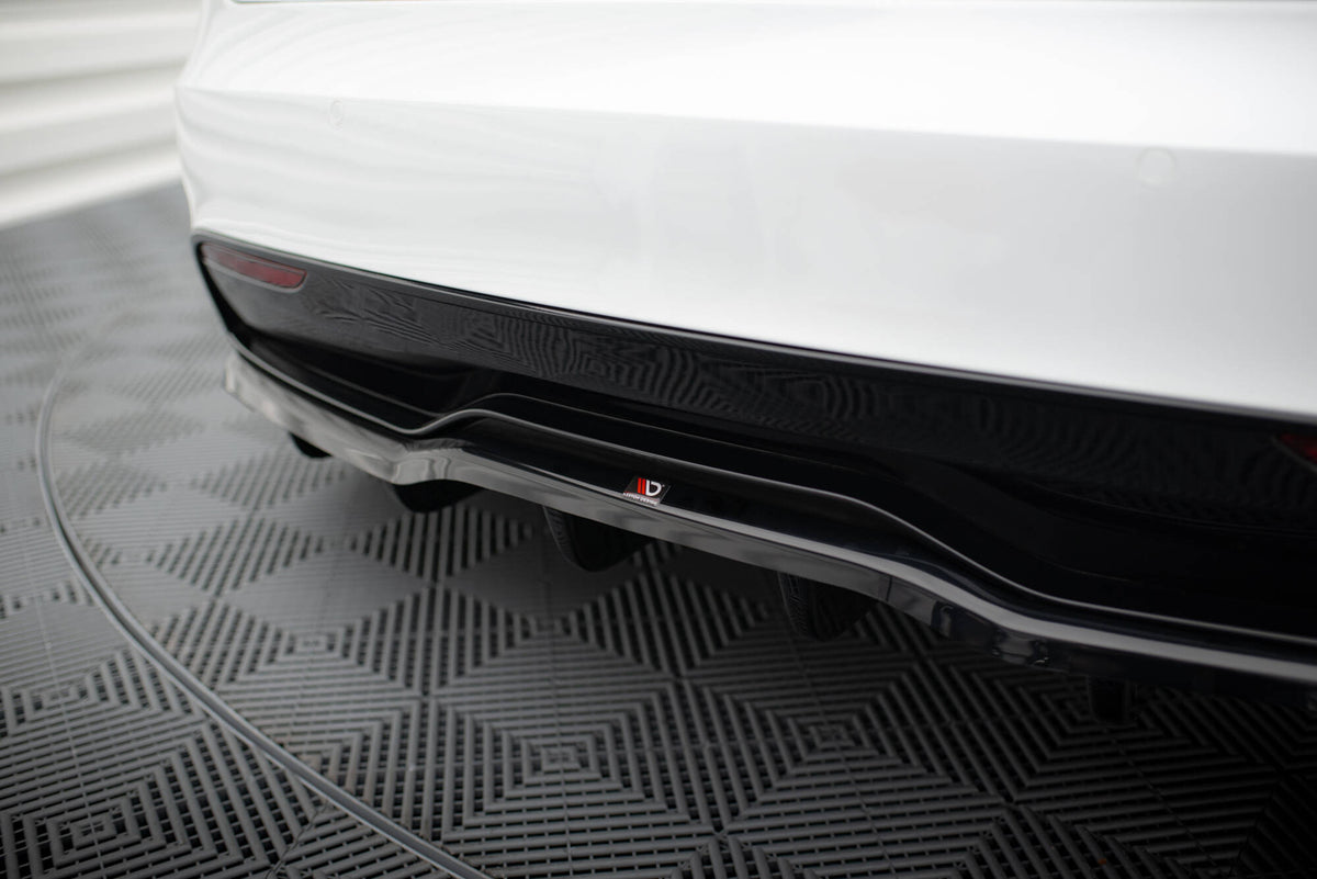 Street+ Mittlerer Diffusor RACE passend für V.1 Tesla Model S Plaid Mk1 Facelift schwarz Hochglanz – Ansicht 4
