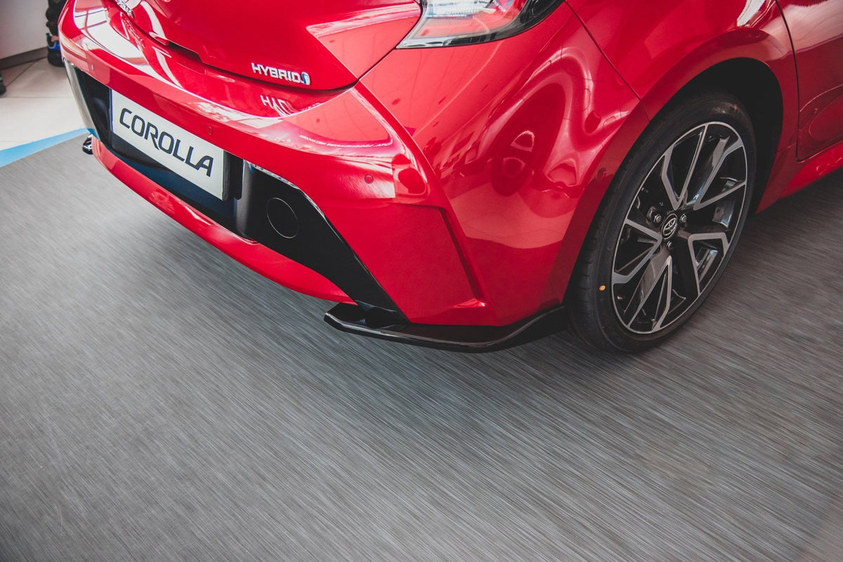Heck Ansatz Flaps Diffusor passend für Toyota Corolla XII Hatchback schwarz Hochglanz – Ansicht 6