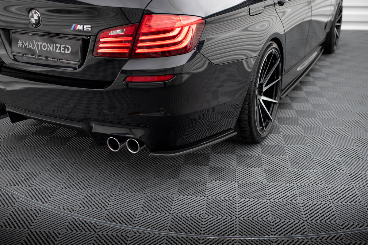 Heck Ansatz Flaps Diffusor passend für BMW M5 F10 schwarz Hochglanz – Ansicht 1