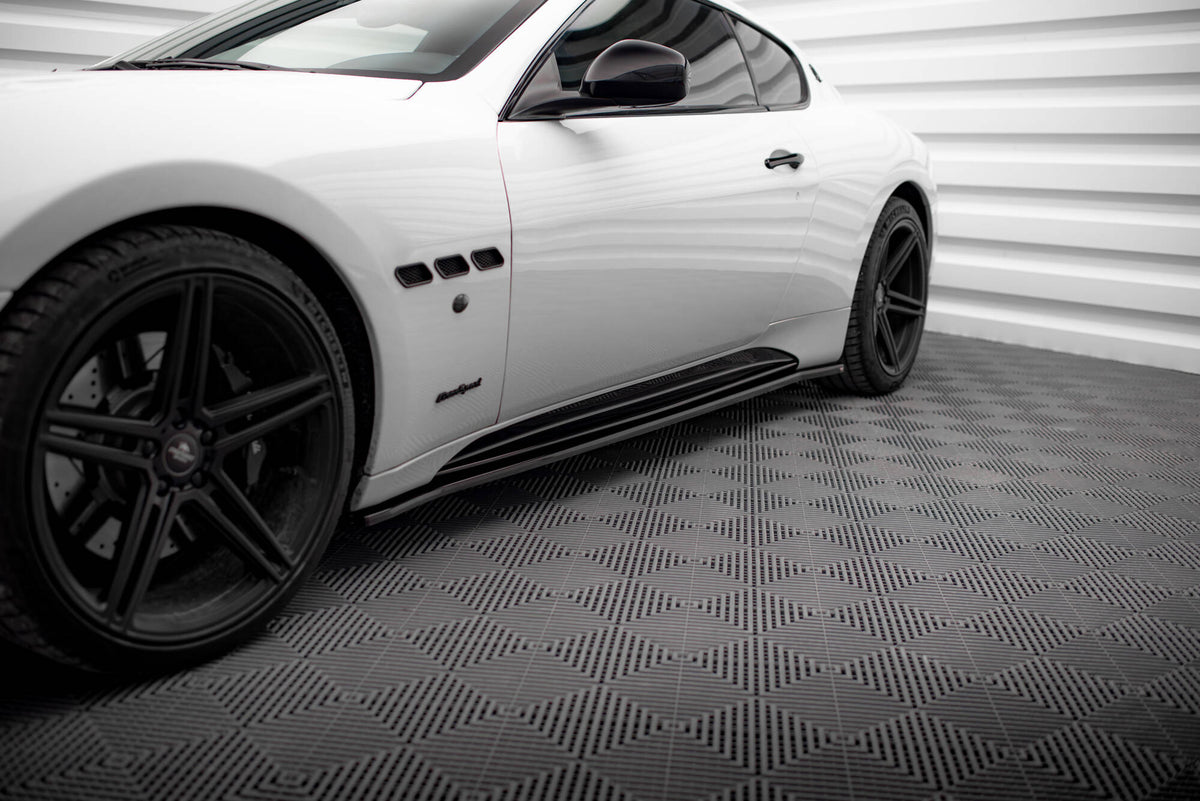 Street+ Seitenschweller Leisten passend für Maserati Granturismo S Mk1 schwarz Hochglanz – Ansicht 1