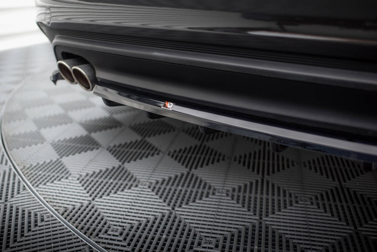 Street+ Mittlerer Diffusor RACE passend für Jaguar XE X760 Facelift schwarz Hochglanz – Ansicht 4