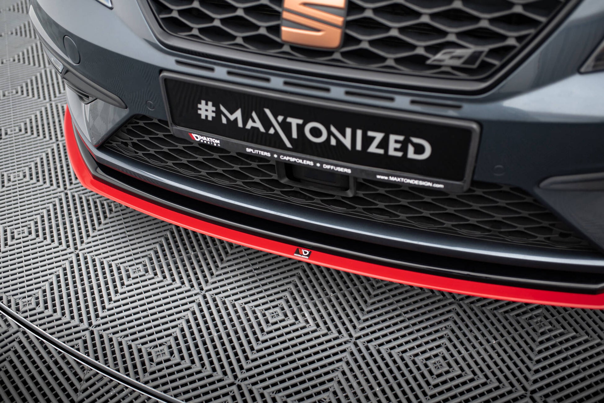 Street+ Spoilerlippe Front Ansatz V.3 passend für Seat Leon Cupra / FR Mk3 FL – Ansicht 4