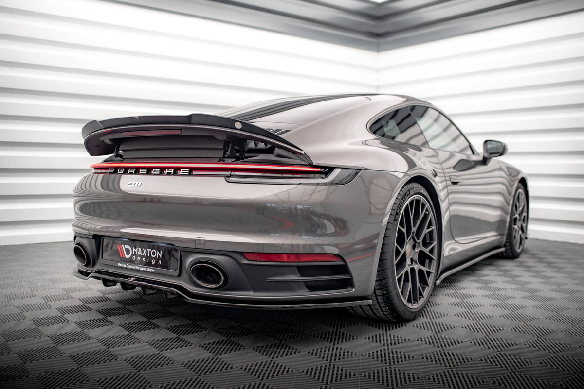 Street+ Mittlerer Diffusor RACE passend für Porsche 911 Carrera 4S 992 schwarz Hochglanz – Ansicht 1