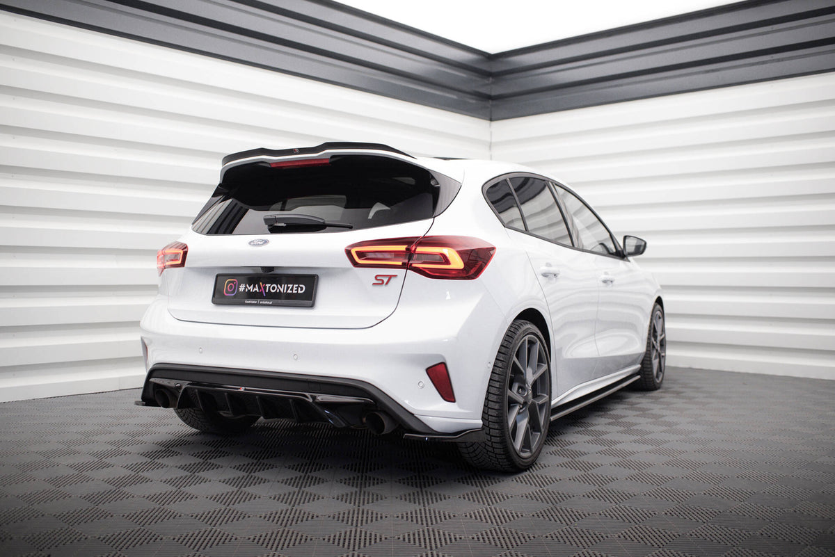 Heck Ansatz Flaps Diffusor V.2 passend für Ford Focus Hatchback ST Mk4  schwarz Hochglanz – Ansicht 1