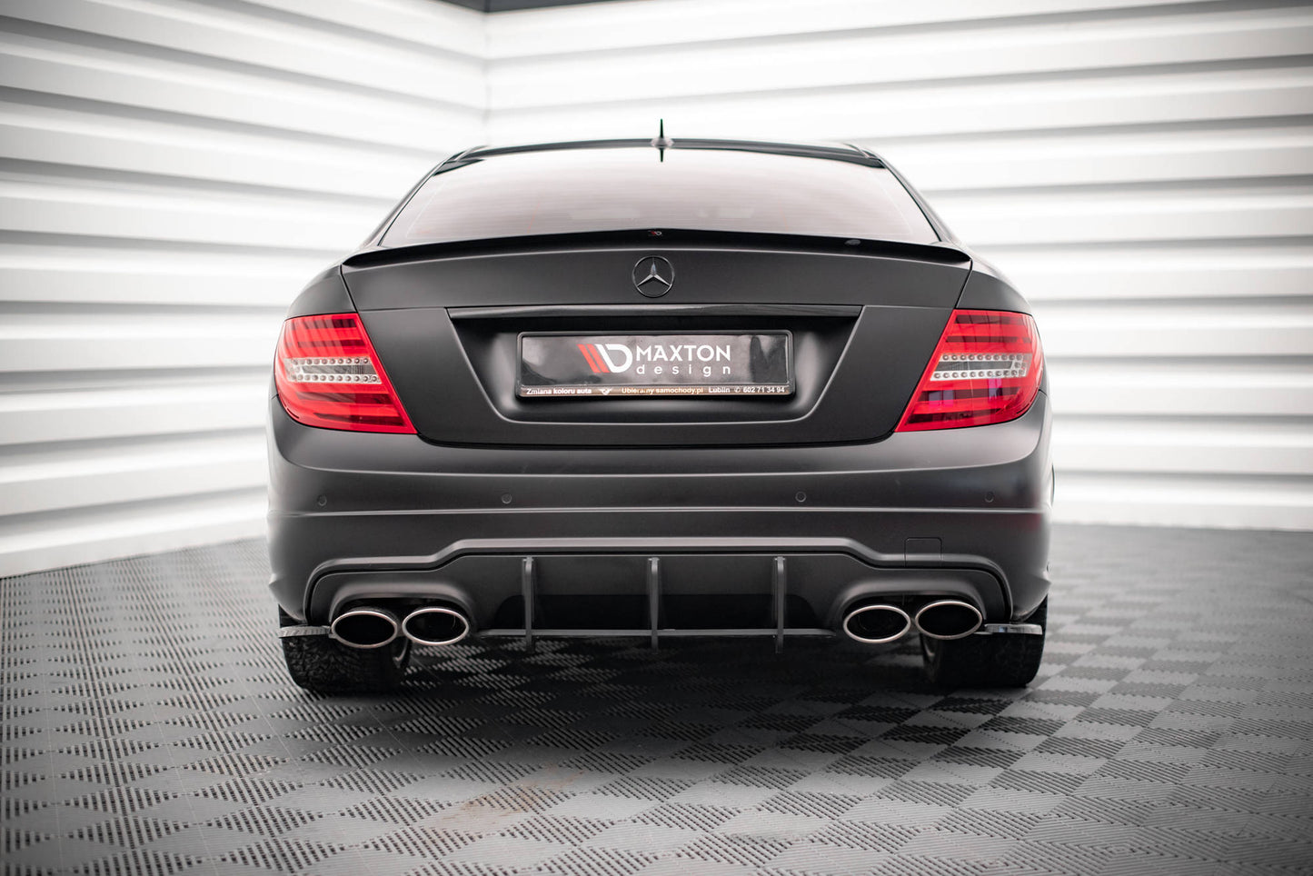 Heckspoiler Lippe Mercedes-Benz C Limousine Standard / AMG-Line W204 / W204 Facelift schwarz Hochglanz – Ansicht 1