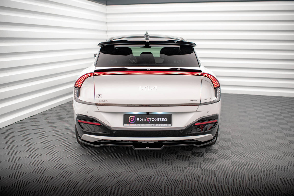 Niedriger Heckspoiler Lippe Kia EV6 Mk1 schwarz Hochglanz – Ansicht 1