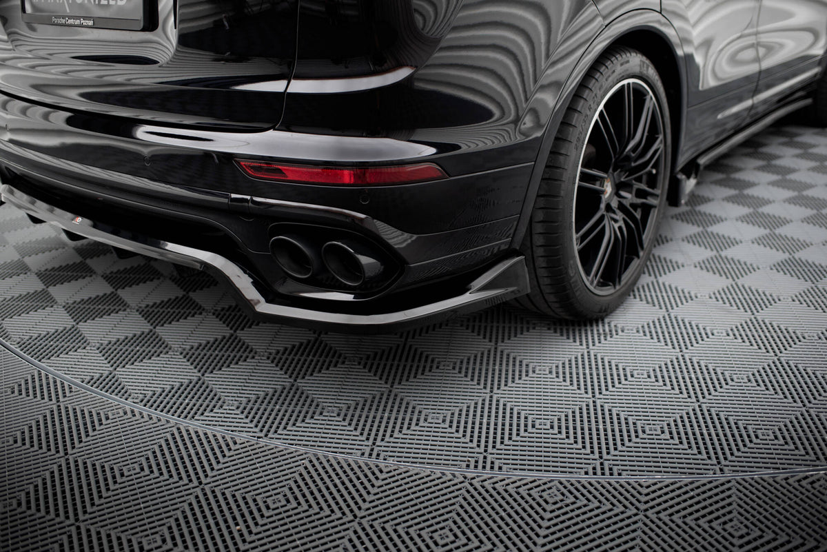 Street+ Mittlerer Diffusor RACE passend für Porsche Cayenne Mk2 Facelift schwarz Hochglanz – Ansicht 4