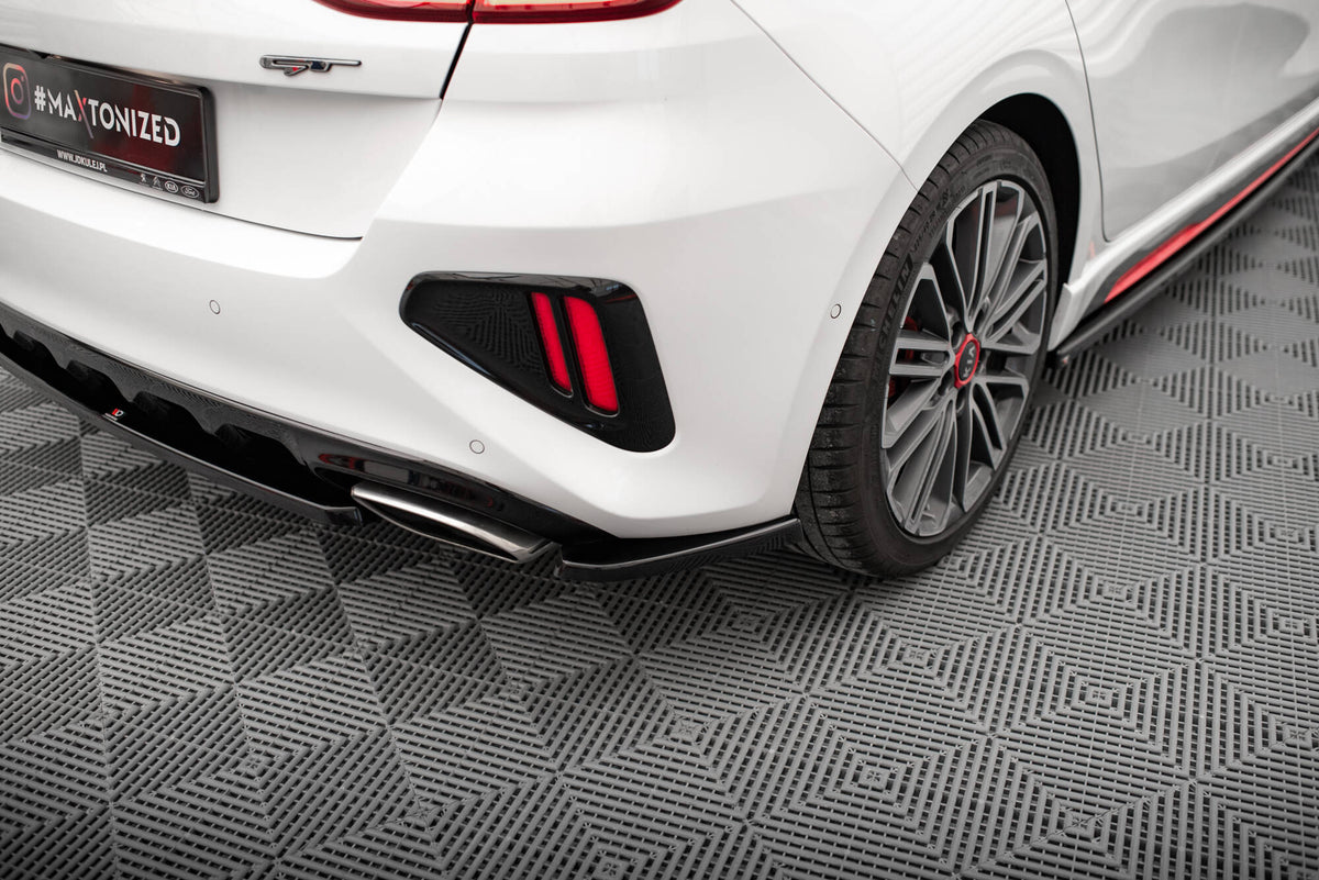Heck Ansatz Flaps Diffusor passend für Kia Ceed GT Mk3  schwarz Hochglanz – Ansicht 3