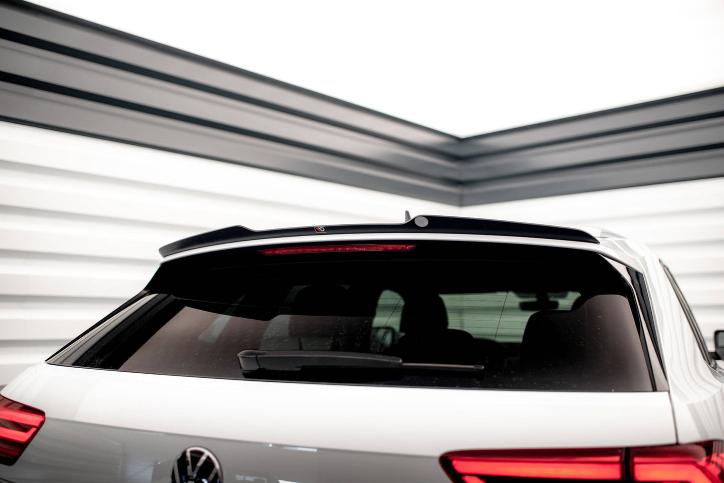 Heckspoiler Lippe VW Atlas Cross Sport schwarz Hochglanz – Ansicht 3