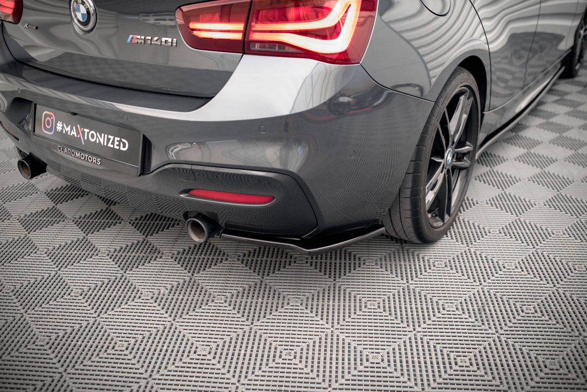 Heck Ansatz Flaps Diffusor V.2 passend für BMW 1er F20/F21 M-POWER FACELIFT schwarz Hochglanz – Ansicht 3