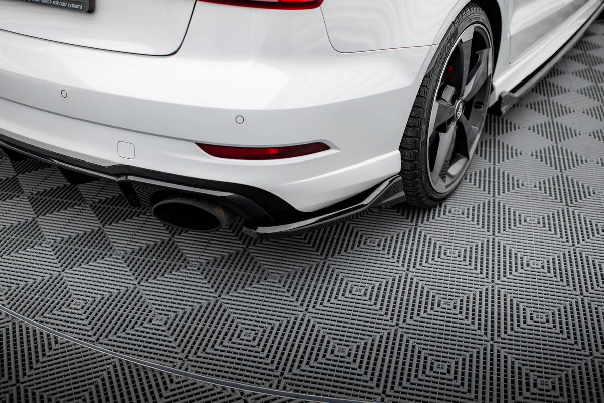 Heck Ansatz Flaps Diffusor V.3 passend für Audi RS3 Limousine 8V Facelift schwarz Hochglanz – Ansicht 3