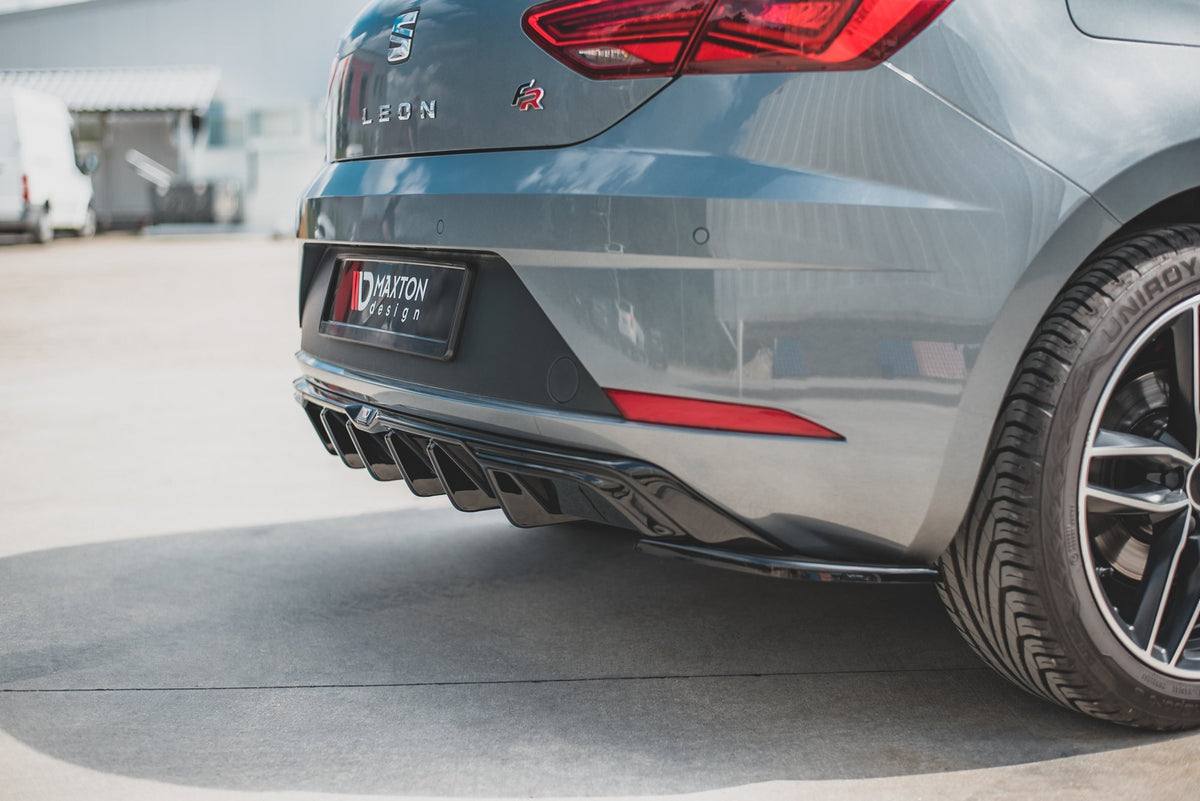 Diffusor Heck Ansatz passend für SEAT Leon FR Hatchback Mk3 Facelift schwarz Hochglanz – Ansicht 3