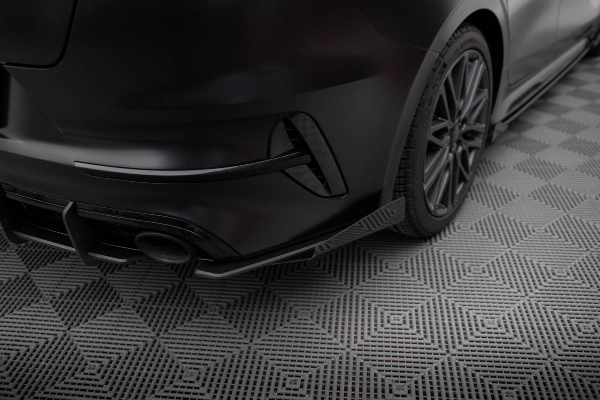 Hintere Seiten Flaps passend für Kia Proceed GT Mk1 Facelift schwarz Hochglanz – Ansicht 3