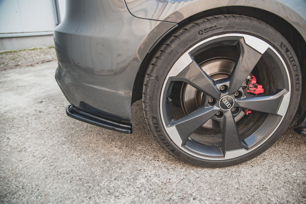Heck Ansatz Flaps Diffusor V.1 passend für Audi RS3 8V Sportback schwarz Hochglanz – Ansicht 5