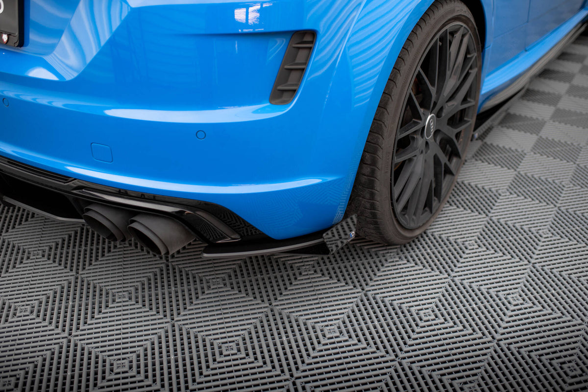 Hintere Seiten Flaps passend für Audi TT S 8S Facelift schwarz Hochglanz – Ansicht 3