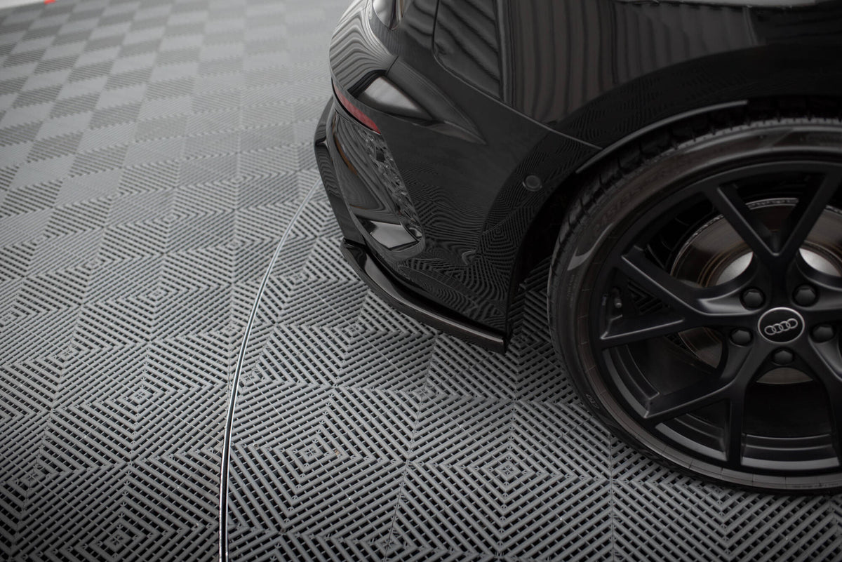 Heck Ansatz Flaps Diffusor V.2 passend für Audi RS3 Sportback 8Y schwarz Hochglanz – Ansicht 1