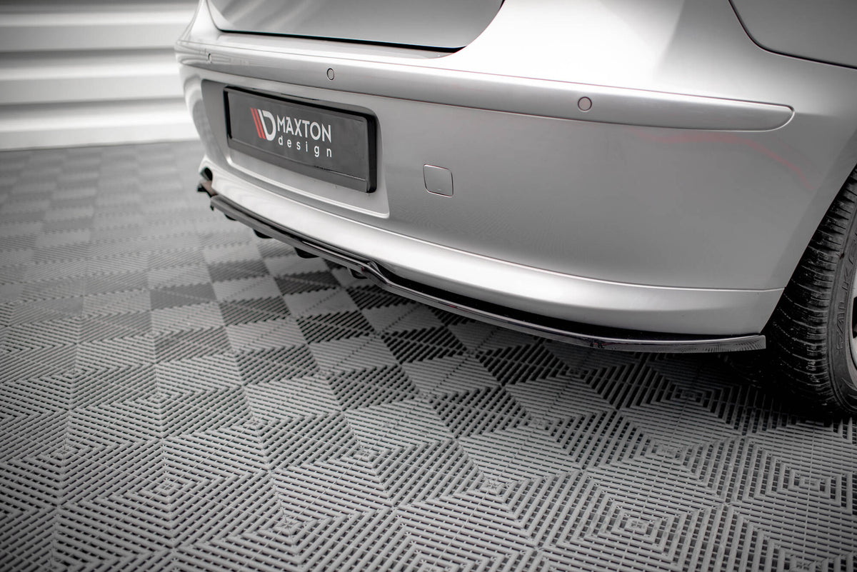 Street+ Mittlerer Diffusor RACE passend für BMW 1er E81 Facelift schwarz Hochglanz – Ansicht 4