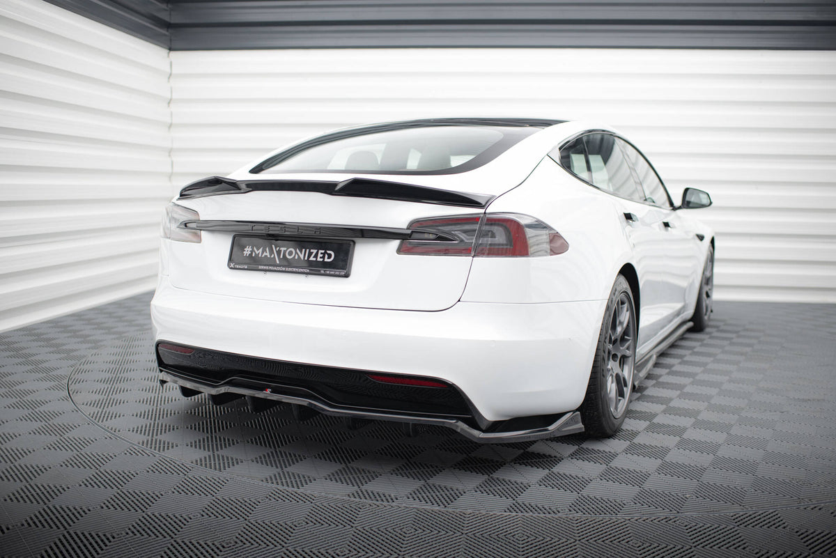 Street+ Mittlerer Diffusor RACE passend für V.1 Tesla Model S Plaid Mk1 Facelift schwarz Hochglanz – Ansicht 1