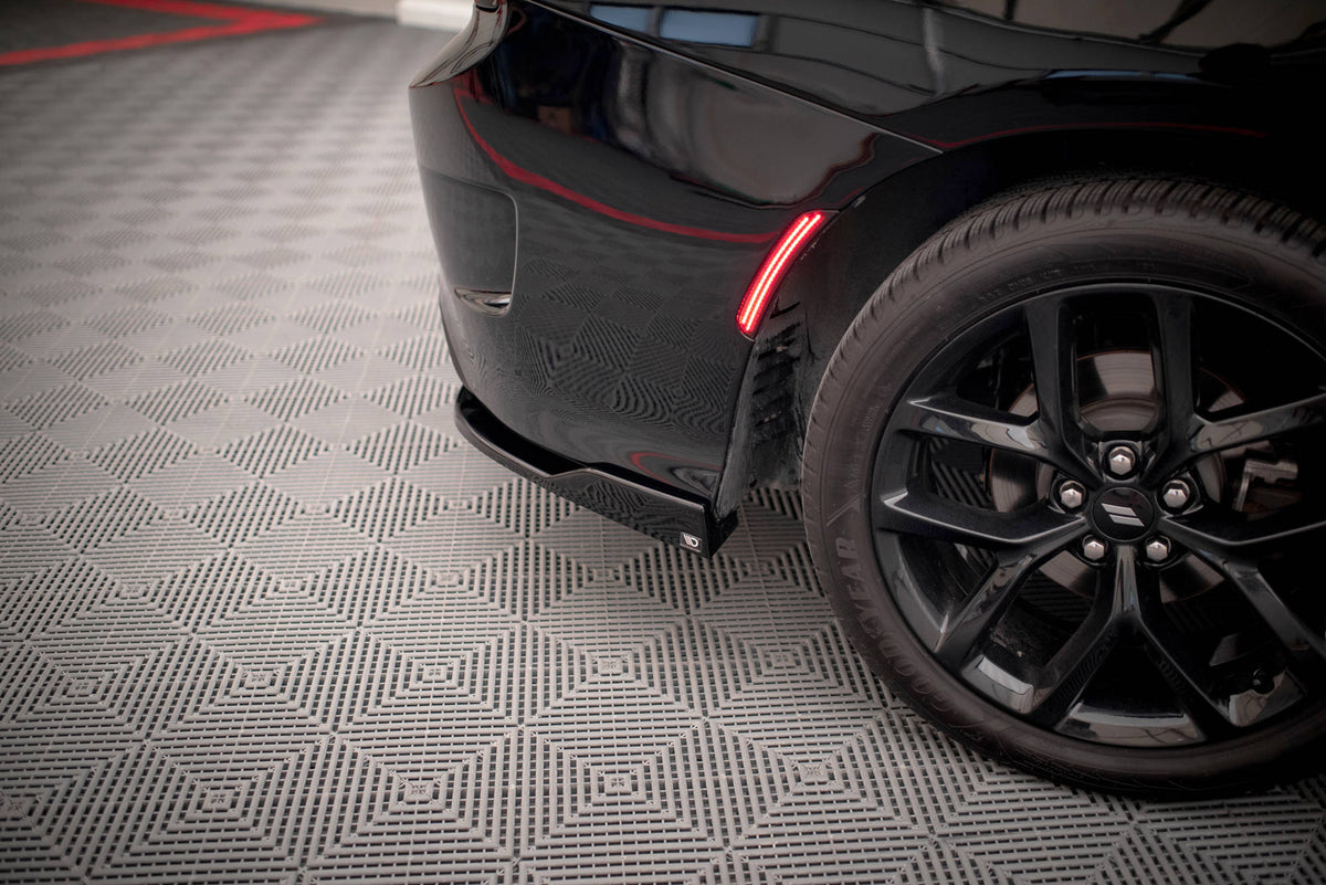 Heck Ansatz Flaps Diffusor passend für Dodge Charger SRT Mk7 Facelift schwarz Hochglanz – Ansicht 4