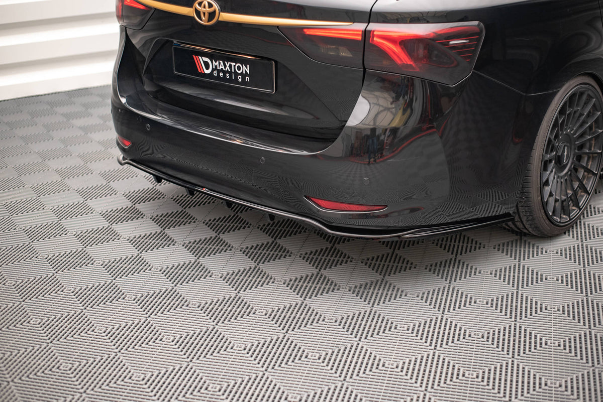 Street+ Mittlerer Diffusor RACE passend für Toyota Avensis Wagon Mk3 Facelift schwarz Hochglanz – Ansicht 1
