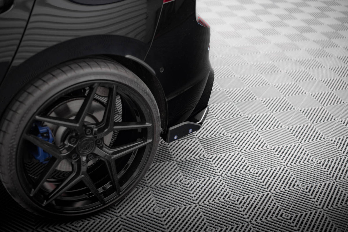 Heck Ansatz Flaps Diffusor V.5 + Flaps passend für VW Golf R Hatchback Mk8 Facelift – Ansicht 4