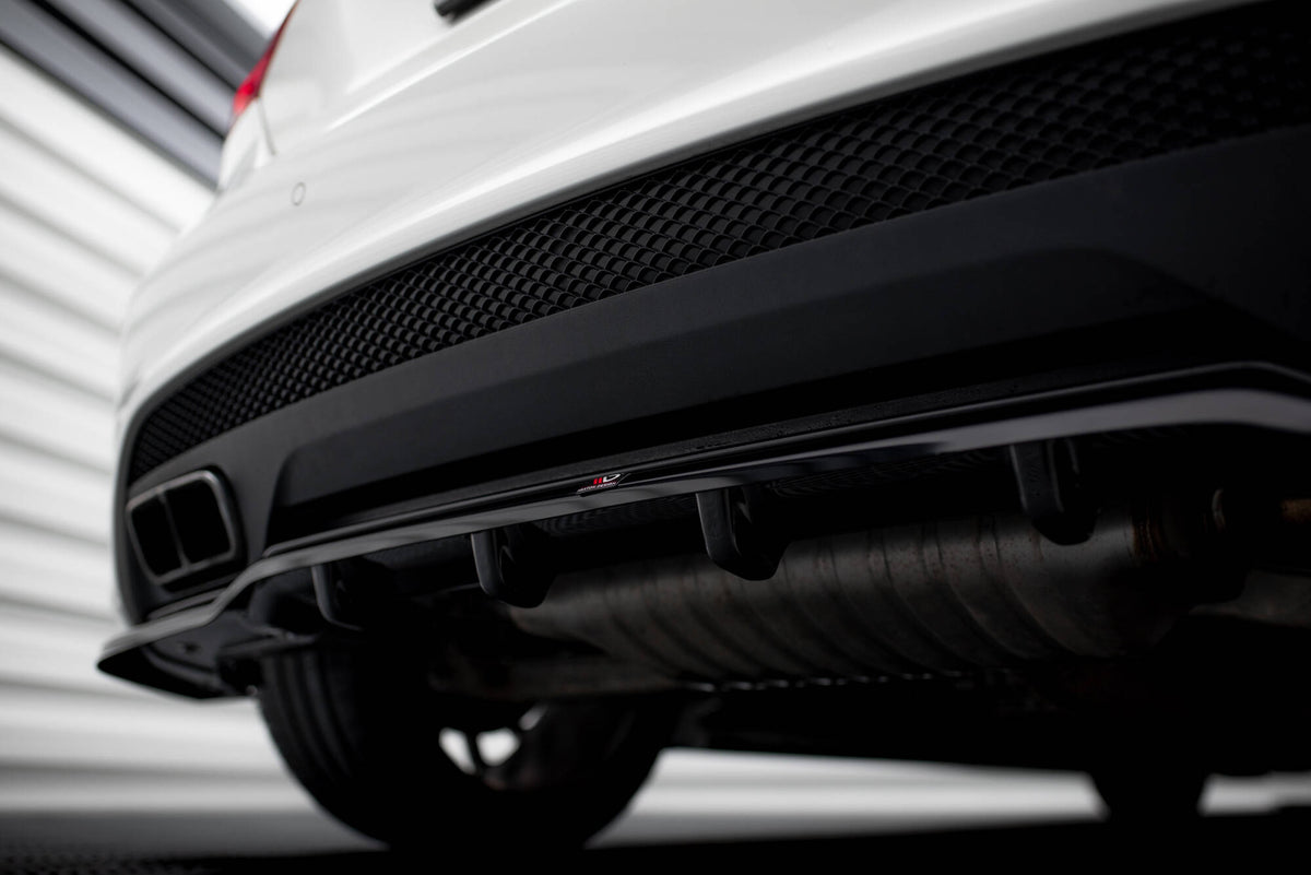 Street+ Mittlerer Diffusor RACE passend für Mercedes-Benz A45 AMG W176 schwarz Hochglanz – Ansicht 5