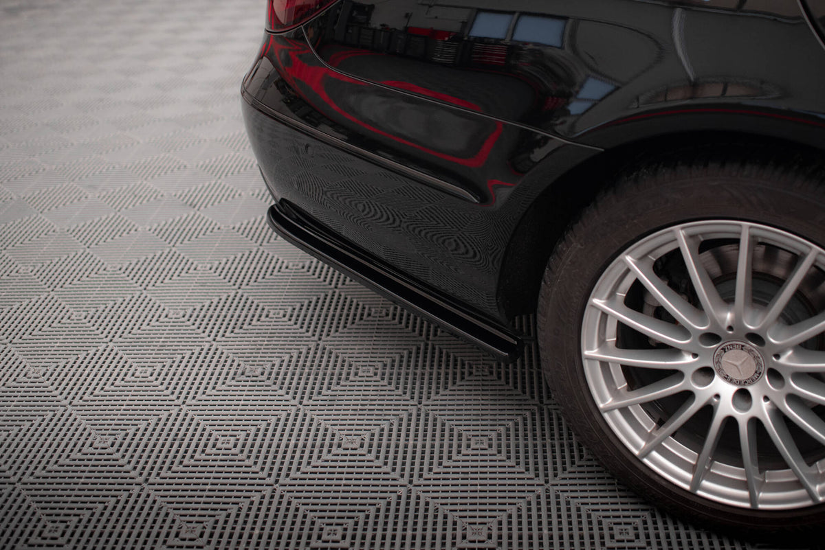Heck Ansatz Flaps Diffusor passend für Mercedes-Benz CLS C218 schwarz Hochglanz – Ansicht 4