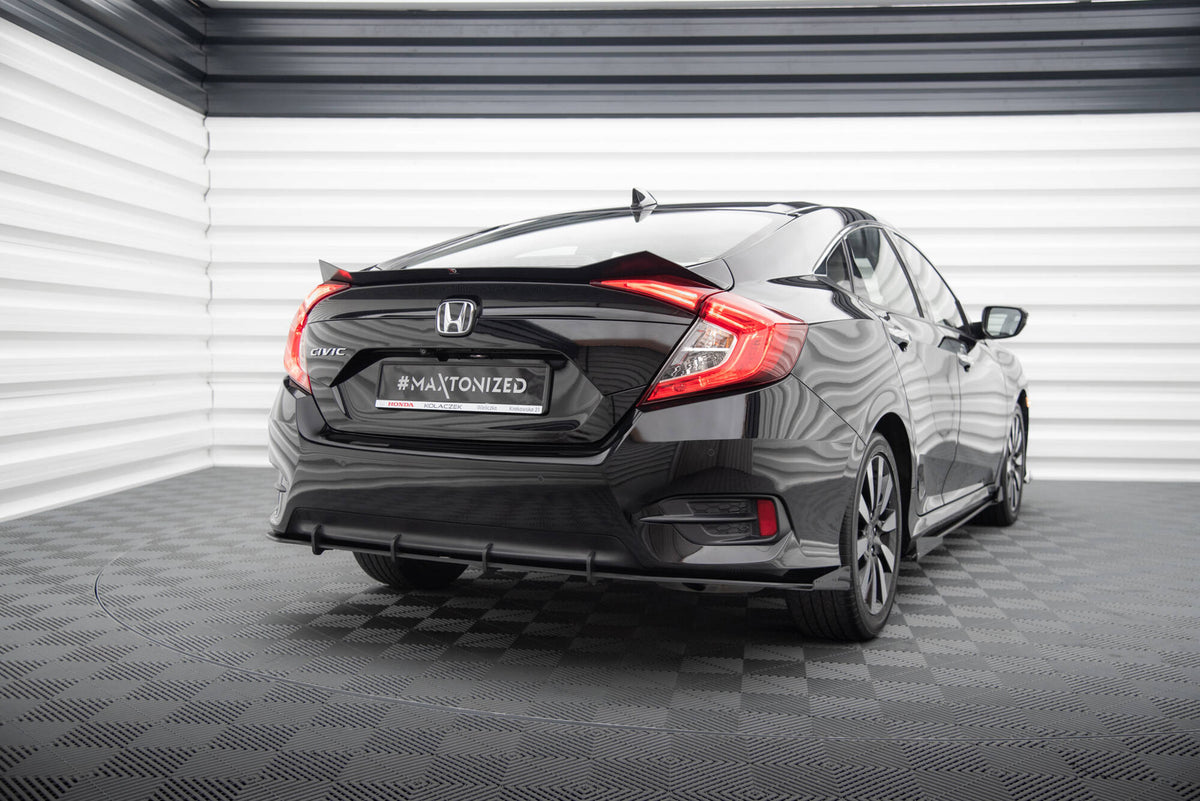 Hintere Seiten Flaps passend für Honda Civic Mk10 schwarz Hochglanz – Ansicht 4