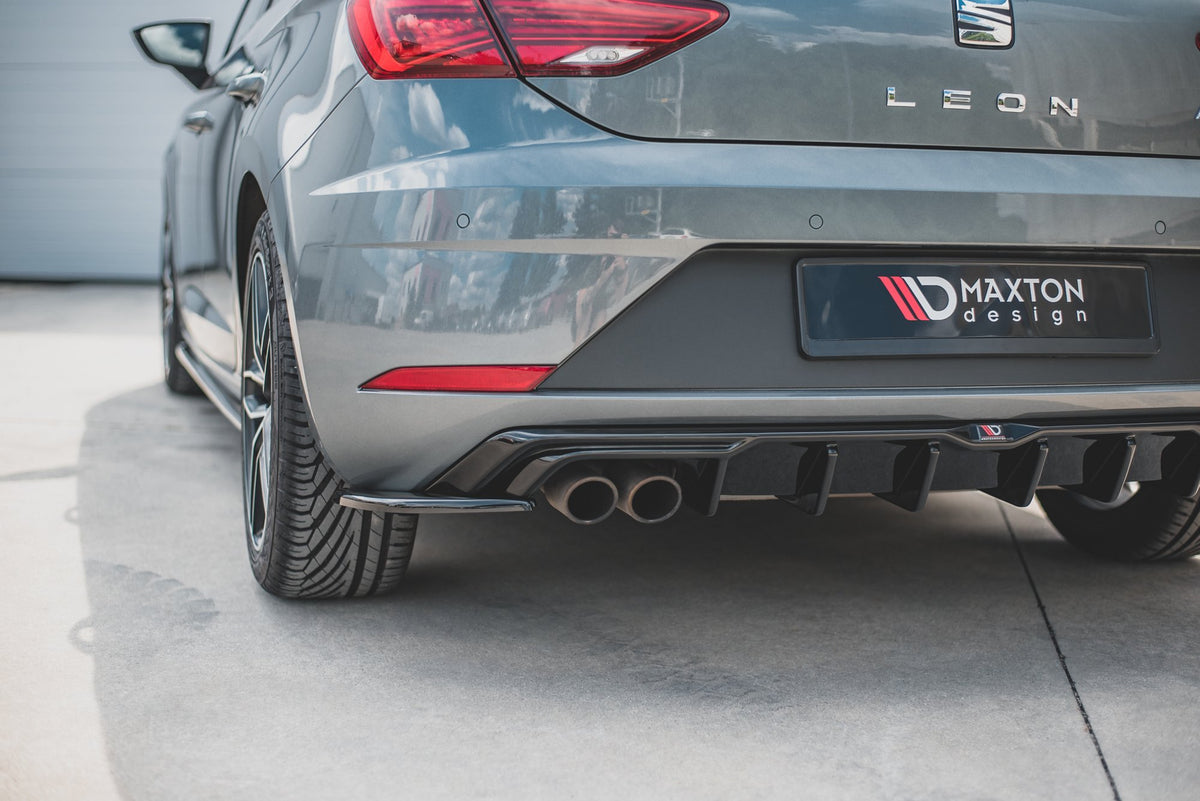 Heck Ansatz Flaps Diffusor passend für SEAT Leon Mk3 FR Facelift schwarz Hochglanz – Ansicht 5