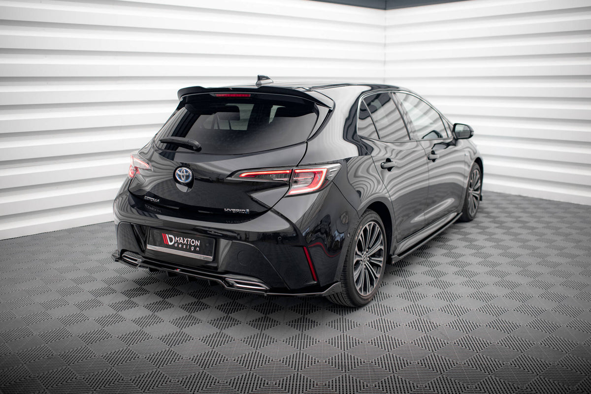 Heckspoiler Lippe Toyota Corolla XII Hatchback schwarz Hochglanz – Ansicht 3
