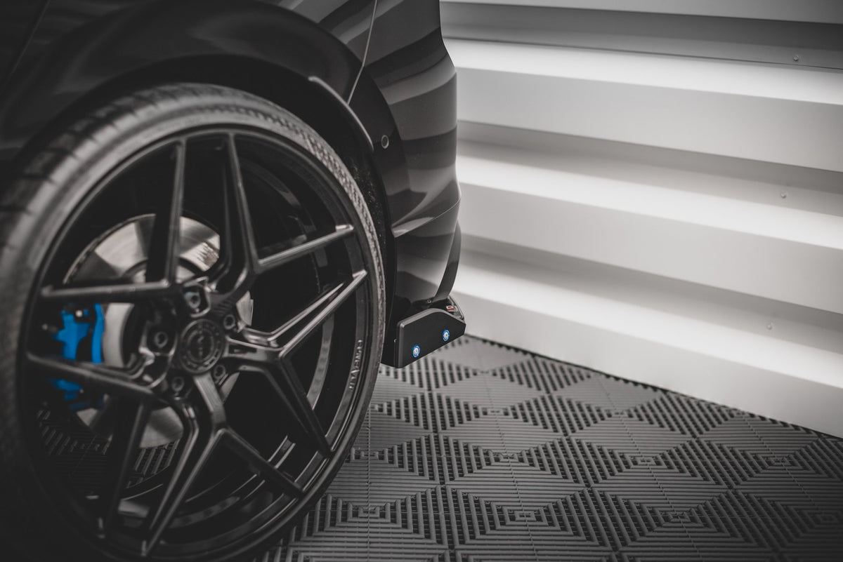 Heck Ansatz Flaps Diffusor V.2 + Flaps passend für VW Golf R Hatchback Mk8 Facelift – Ansicht 4