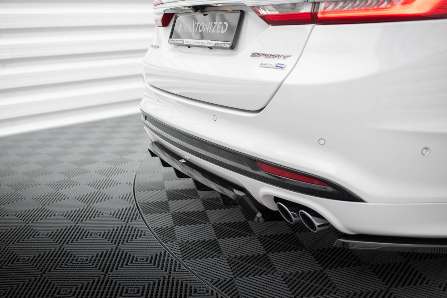 Street+ Mittlerer Diffusor RACE passend für Ford Mondeo Sport Mk5 Facelift / Fusion Sport Mk2 Facelift schwarz Hochglanz – Ansicht 3
