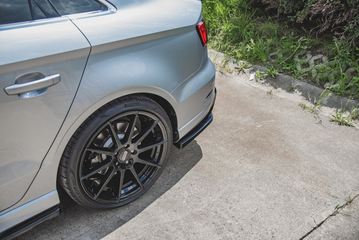 Heck Ansatz Flaps Diffusor V.2 passend für Audi S3 Limousine 8V Facelift schwarz Hochglanz – Ansicht 4