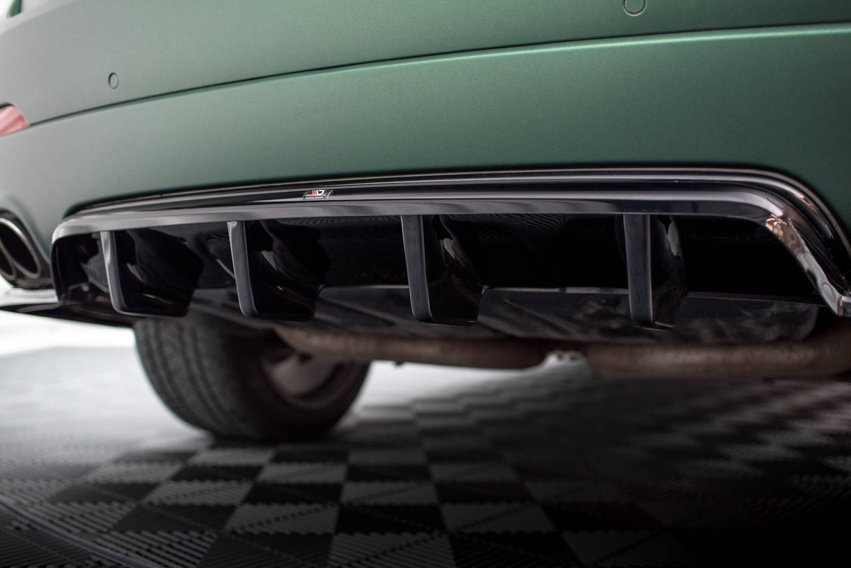 Street+ Mittlerer Diffusor RACE passend für Maserati Levante Mk1 schwarz Hochglanz – Ansicht 8