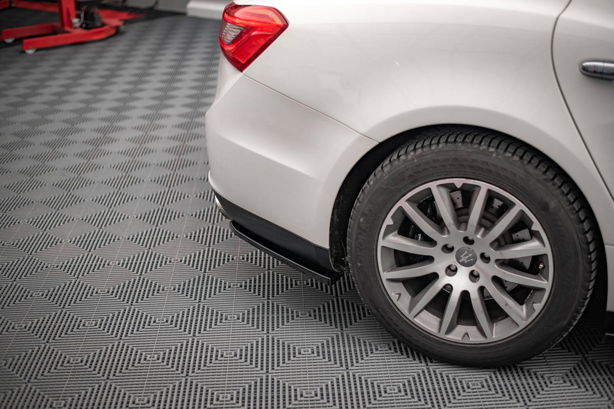 Heck Ansatz Flaps Diffusor passend für Maserati Ghibli Mk3 schwarz Hochglanz – Ansicht 1