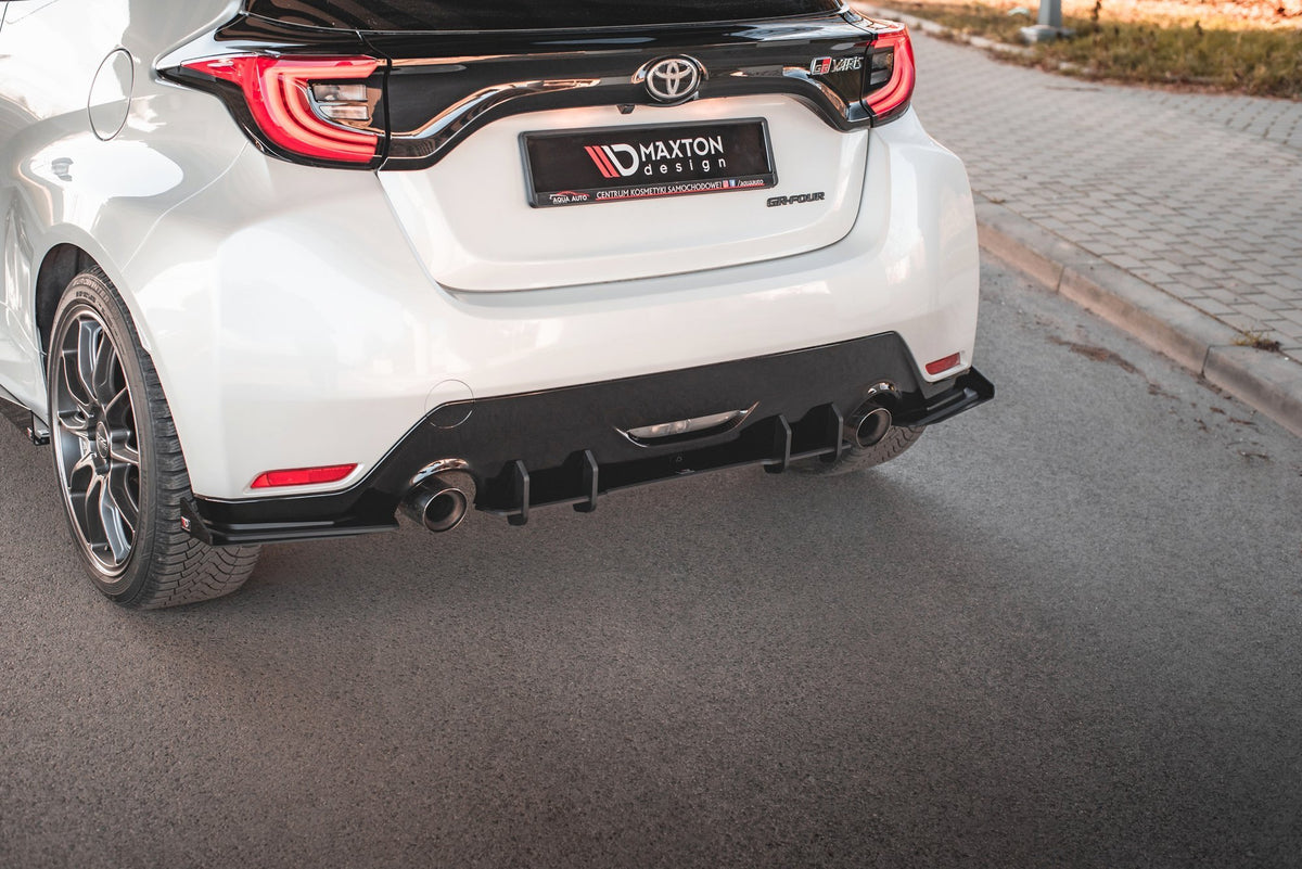 Robuste Racing Heckschürze passend für Toyota GR Yaris Mk4 – Ansicht 3