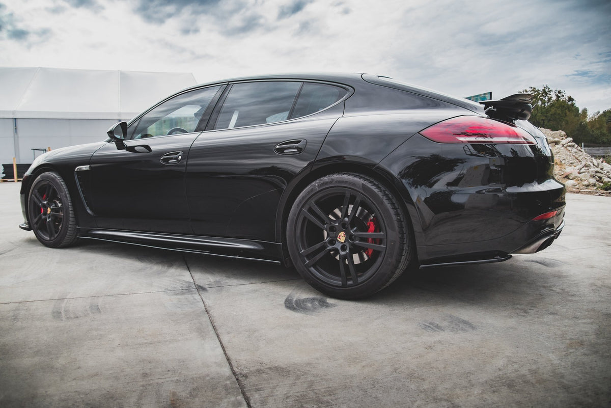 Heck Ansatz Flaps Diffusor passend für Porsche Panamera Turbo 970 Facelift schwarz Hochglanz – Ansicht 5