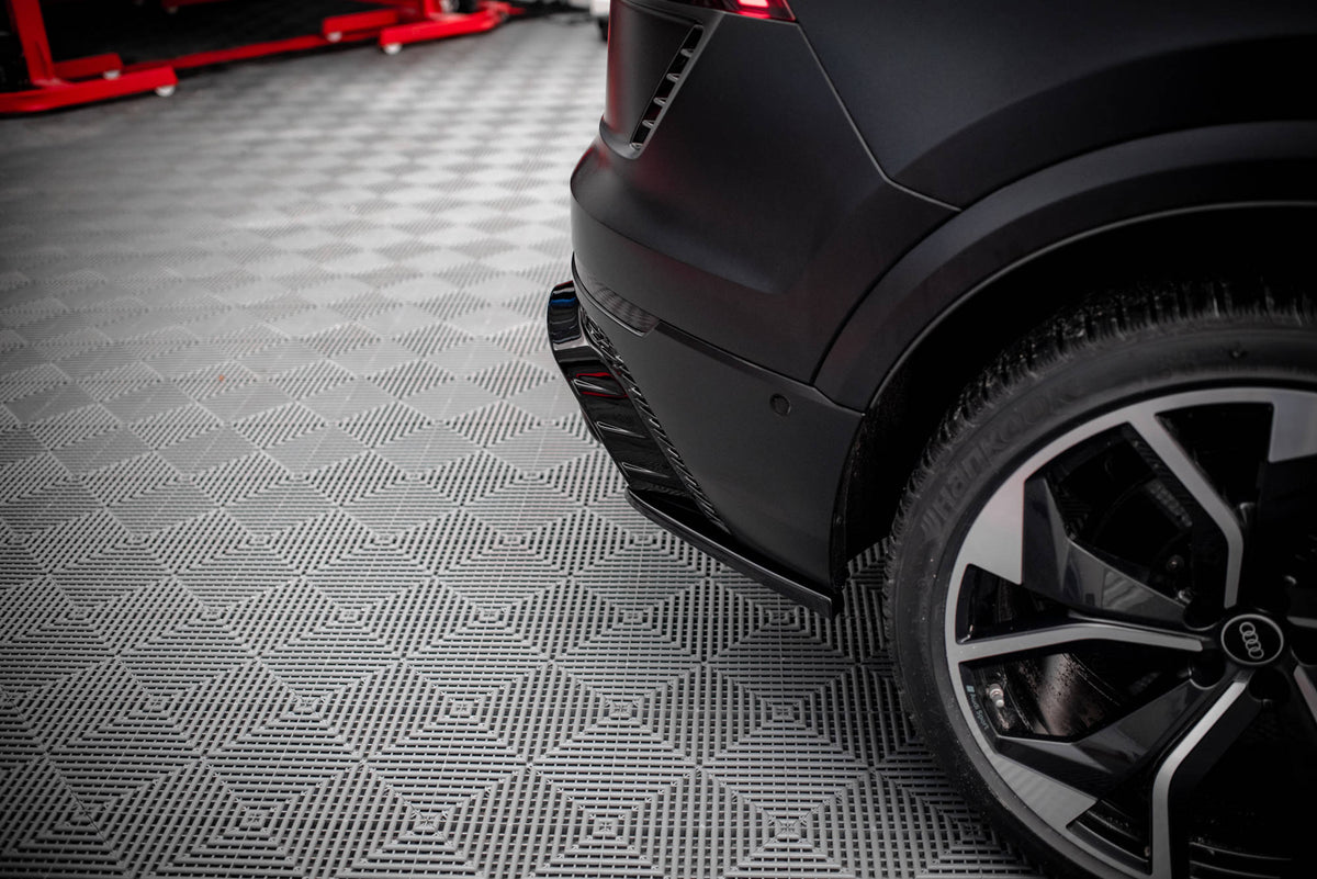 Heck Ansatz Flaps Diffusor V.2 passend für Audi RSQ8 Mk1 schwarz Hochglanz – Ansicht 4
