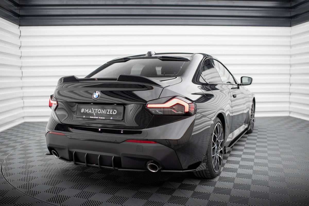 Hintere Seiten Flaps passend für BMW 2 Coupe G42 schwarz Hochglanz – Ansicht 1