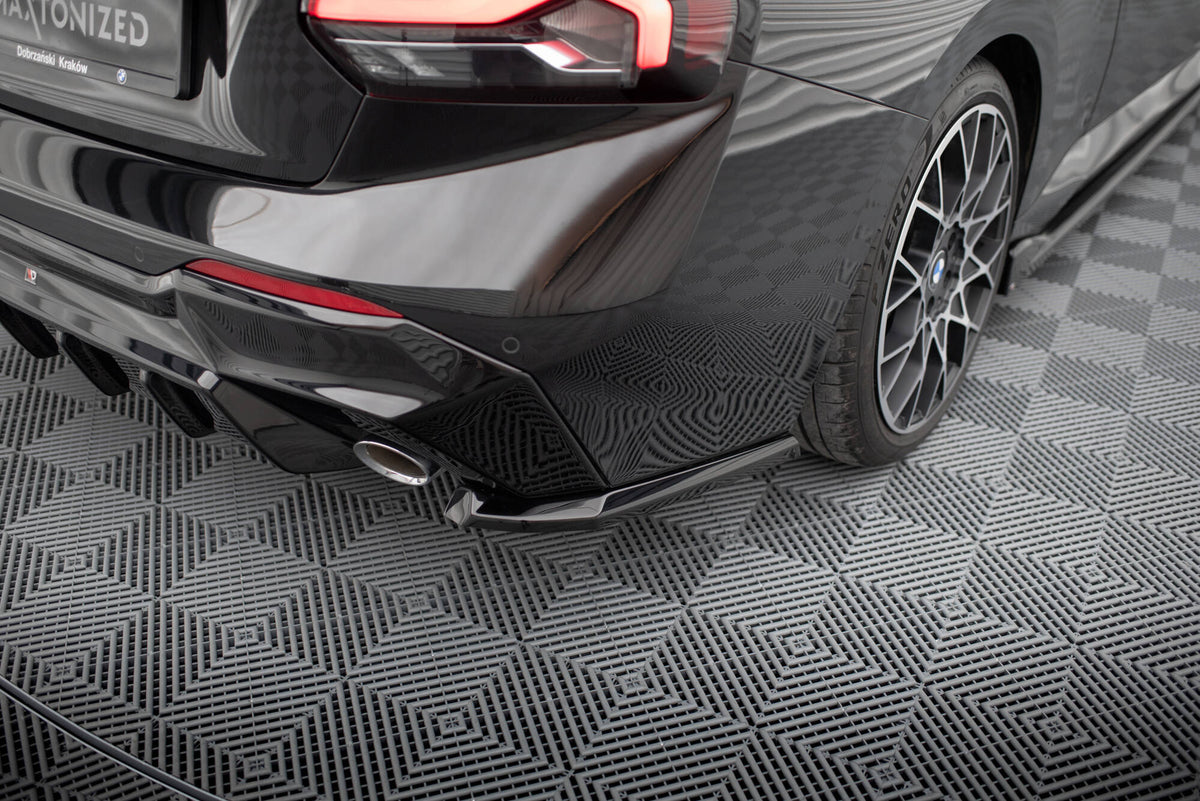 Heck Ansatz Flaps Diffusor V.3 passend für BMW 2 G42 schwarz Hochglanz – Ansicht 3