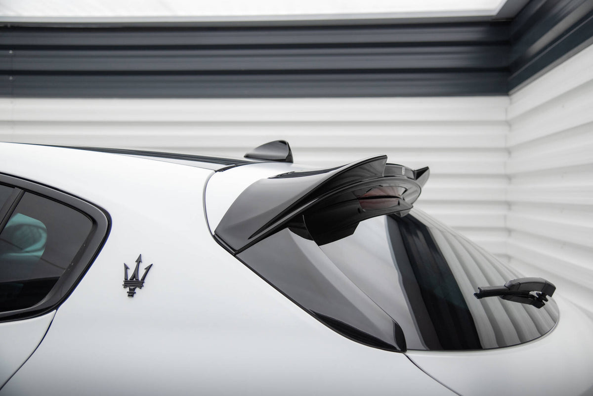 Heckspoiler Lippe 3D Maserati Grecale GT / Modena Mk1 schwarz Hochglanz – Ansicht 4