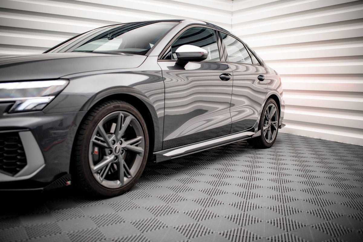 Seitenschweller Flaps passend für Audi S3 / A3 S-Line 8Y / 8Y Facelift schwarz Hochglanz – Ansicht 1