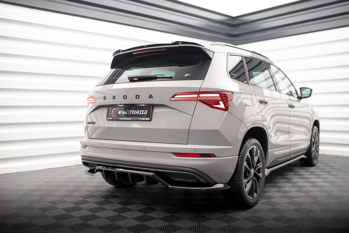 Street+ Mittlerer Diffusor RACE passend für Skoda Karoq Sportline Mk1 Facelift schwarz Hochglanz – Ansicht 1