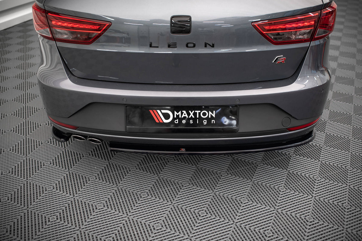 Heck Ansatz Flaps Diffusor V.1 passend für Seat Leon FR Sportstourer Mk3 schwarz Hochglanz – Ansicht 3