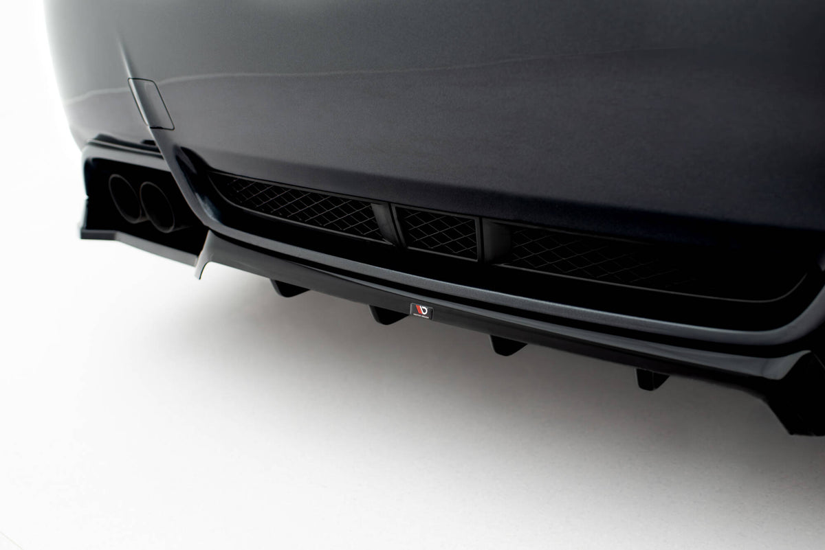 Street+ Mittlerer Diffusor RACE passend für Subaru Impreza WRX STI Mk3 Facelift schwarz Hochglanz – Ansicht 4