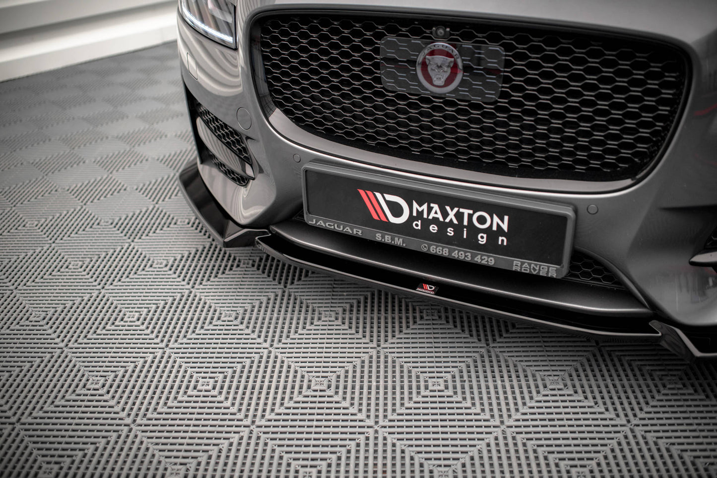 Street+ Spoilerlippe Front Ansatz V.2 passend für Jaguar XF R-Sport X260 schwarz Hochglanz – Ansicht 3