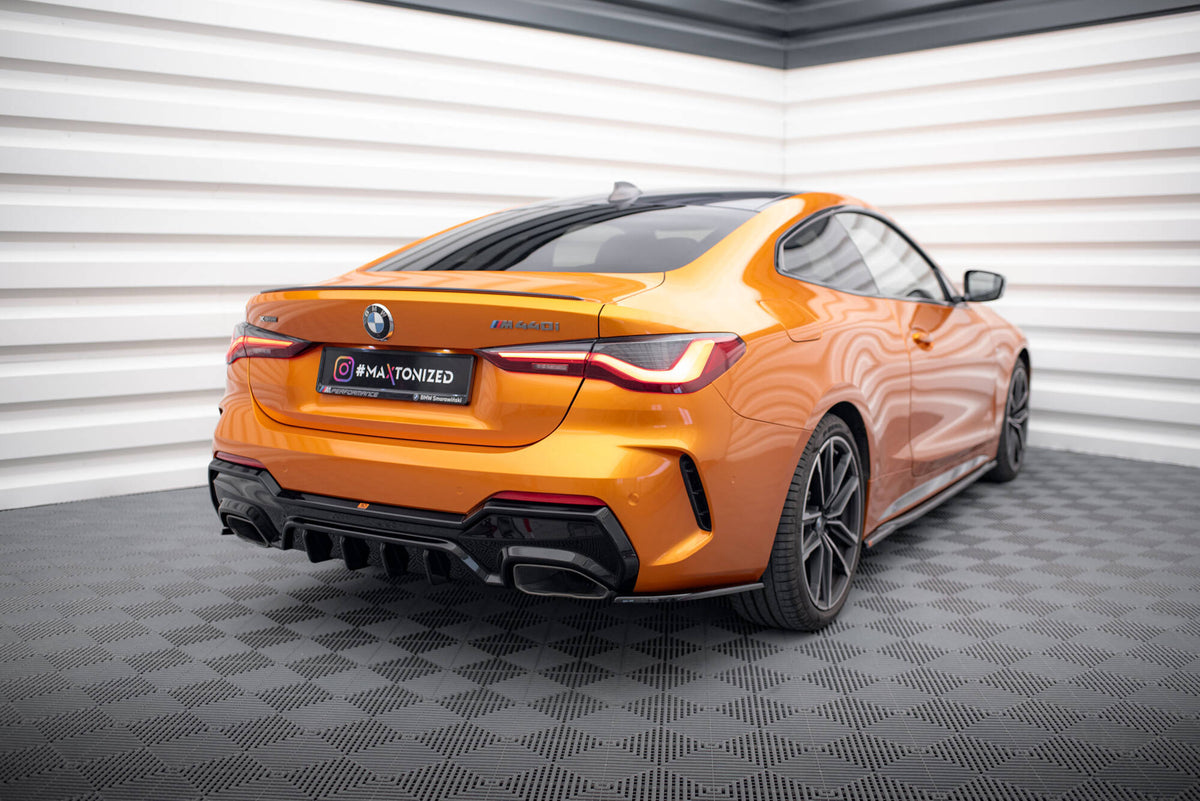 Heck Ansatz Flaps Diffusor V.5 passend für BMW 4er M440i G22 / G23 / G22 Facelift / G23 Facelift schwarz Hochglanz – Ansicht 1